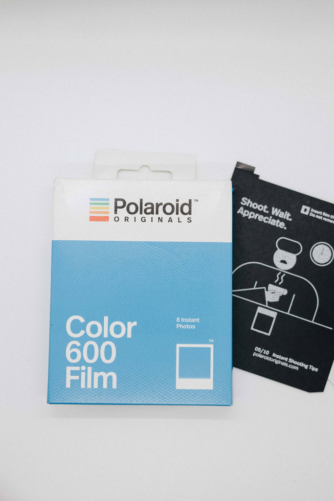 Color Film for Polaroid 600 - Round Frame - photolix.fr
