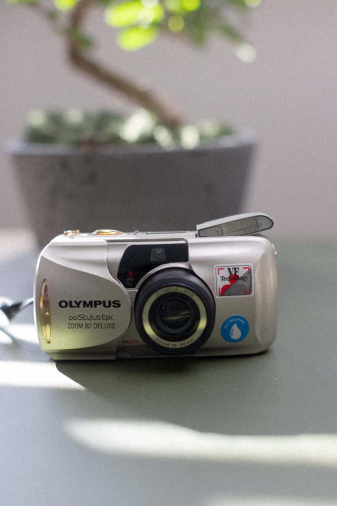 
            
                Load image into Gallery viewer, Olympus Stylus Epic Zoom 80 Deluxe
            
        