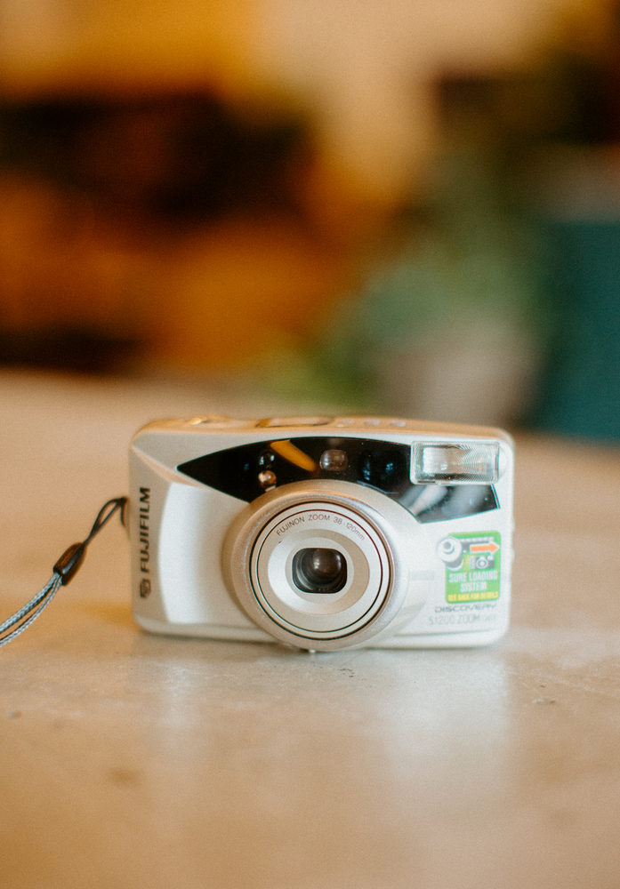 Fujifilm Discovery S1200 Zoom Date