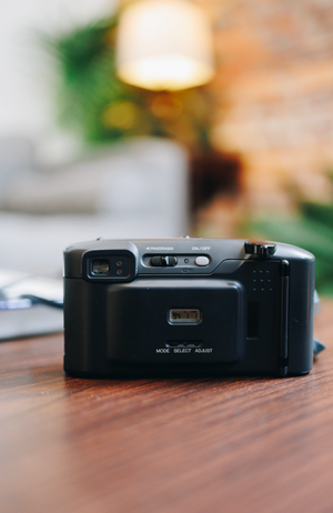 Minolta Freedom Zoom 140ex Panorama