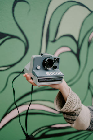 Polaroid " The Button "