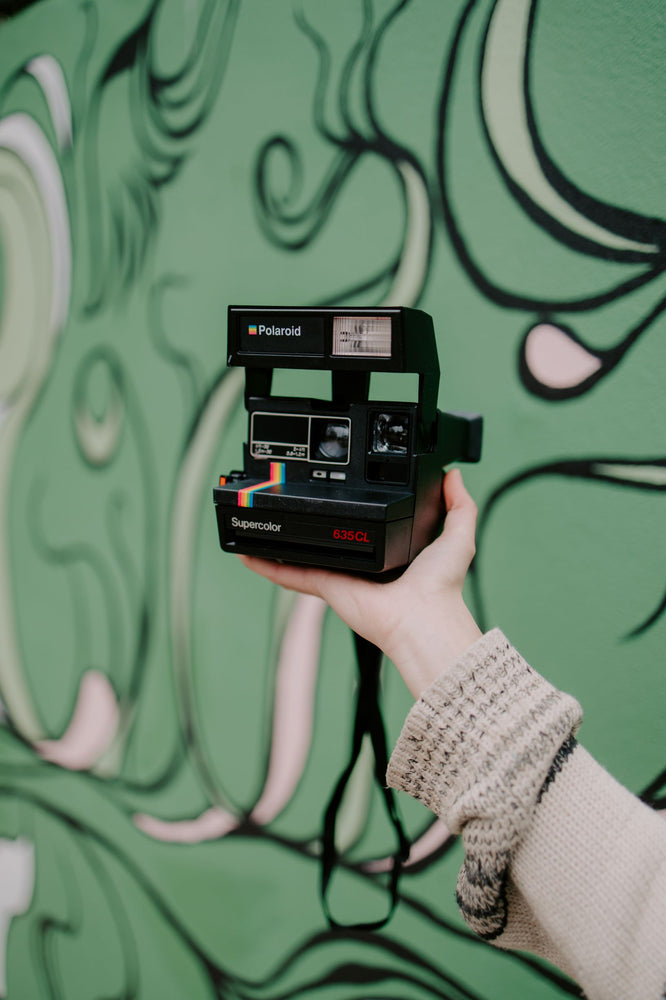 Polaroid 635 CL