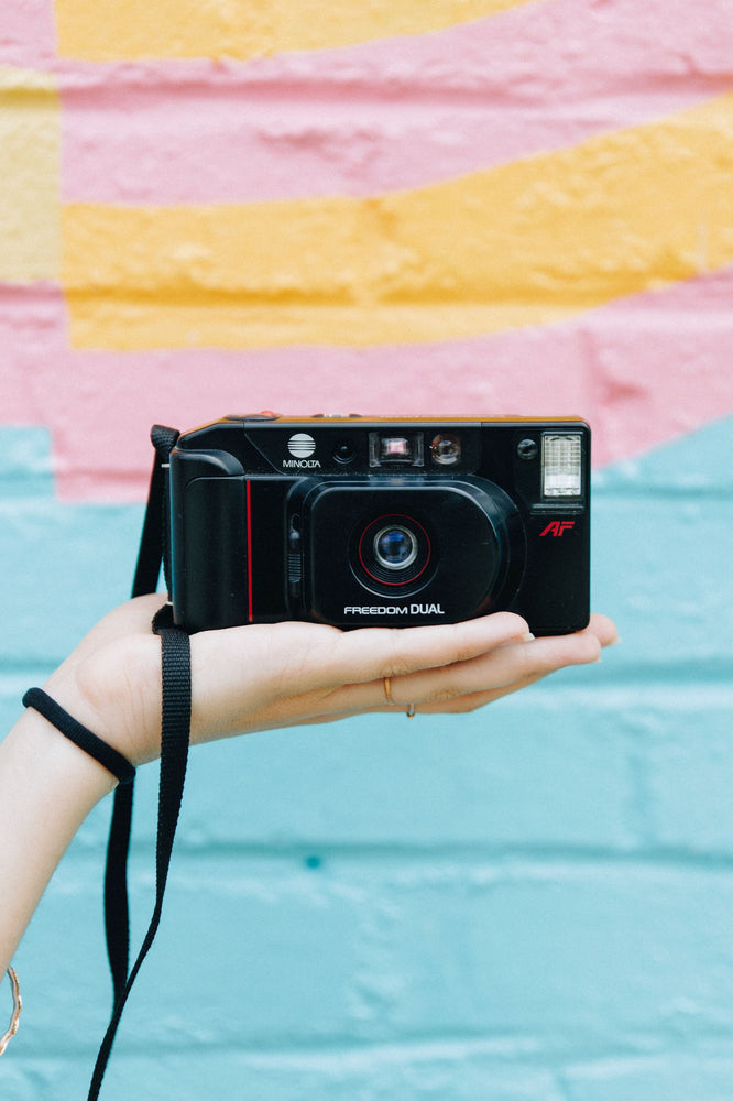 Minolta Freedom Dual 35mm Point and Shoot