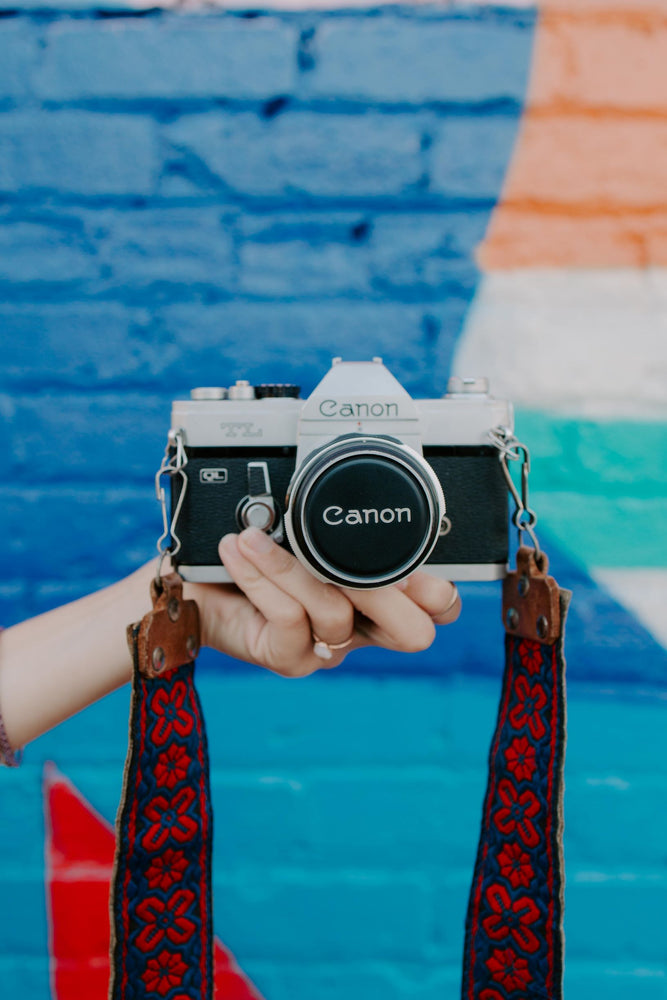 Canon TL QL w/ 50mm F/1.8 Lens