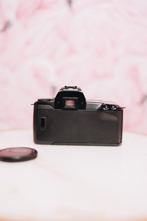Canon Eos Rebel X S with 35-80mm F4 - 5.6 lens