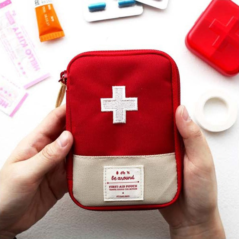 Small Outdoor Survival Kit